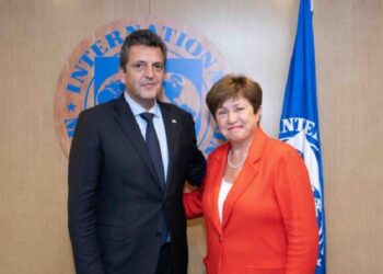 Acordamos, pero la plata te la doy después. Veremos