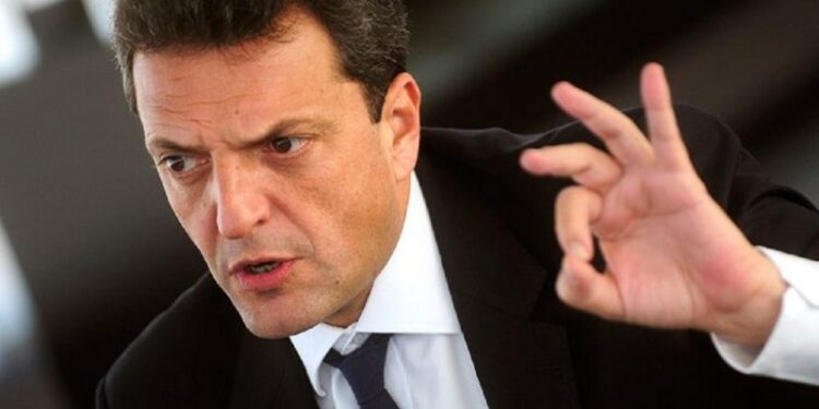 Massa en estado alterado y enojado.¿ Nervioso?