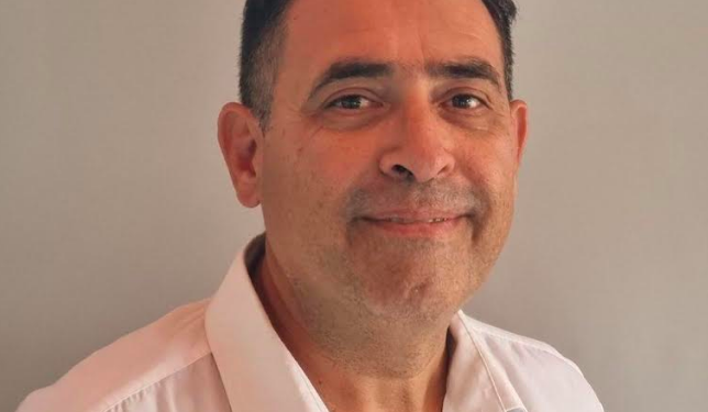 Empresario candidato,vergonzoso