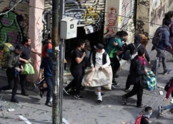 Relato falso:”no hay saqueos sólo robos”.