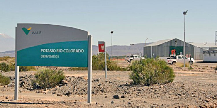 Rodolfo Suarez; no sólo serlo sino parecerlo