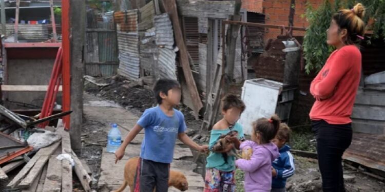 40,1% de pobreza, 9,3% de indigencia. Duele