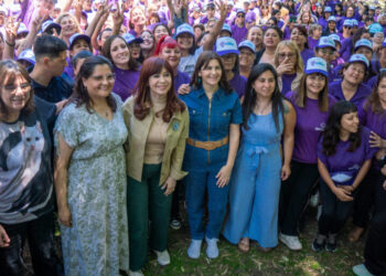 Abrupto agregado de relato defensivo de Cristina