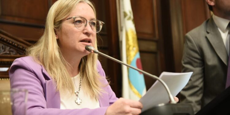 Hebe, no aclares que oscurece