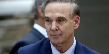 Miguel A Pichetto; si en vez de “perdonarse”piden simultáneamente  perdón