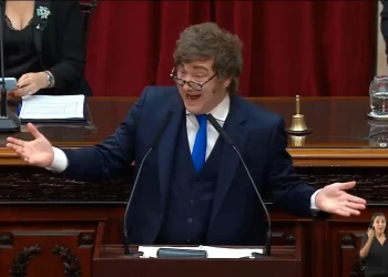 Oportunidad desperdiciada y destrato a las instituciones y los ciudadanos