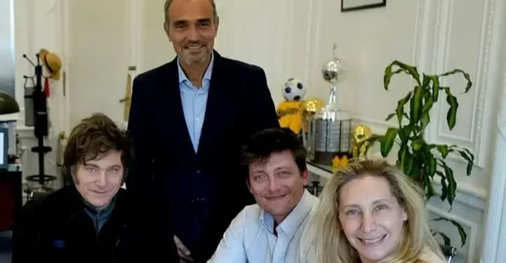 Desde 1983 la política privilegia la lucha interna por sobre el interés del pueblo